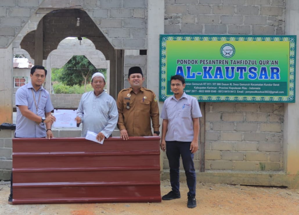 Pt Timah Tbk Serahkan Bantuan Ke Pengurus Pondok Pesantren Al Kautsar