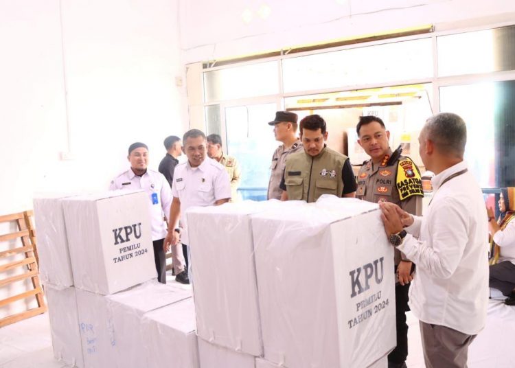 DIRPAMOBVIT Polda Kepulauan Riau Pantau Persiapan Pemilu di Polres Natuna