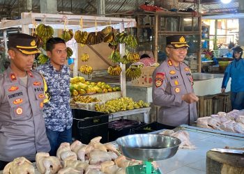 Kapolres Bintan Cek Langsung Ketersediaan Sembako ke Pasar