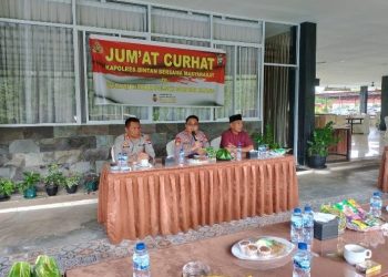 Jumat Curhat Kapolres Bintan di Kelurahan Kawal Gunung Kijang