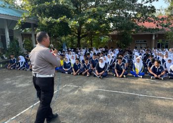 Operasi Patuh Seligi 2024 Polres Bintan, Kasat Lantas Polres Bintan Sosialisakan Tertib Berlalu Lintas Kepada Pelajar