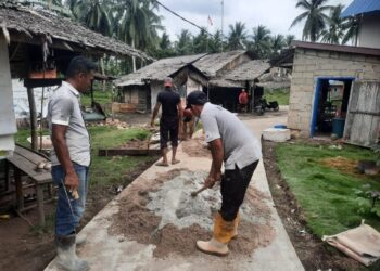 Kepala Desa Tebias Nazaruddin Menggunakan Dana Desa Tahun anggaran 2025 Guna Membangun Jalan Semenisasi