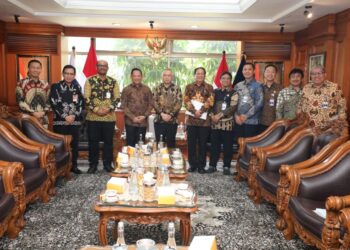 Mendagri dan Menhub Bahas Pengamanan hingga Pengendalian Inflasi Jelang Nataru