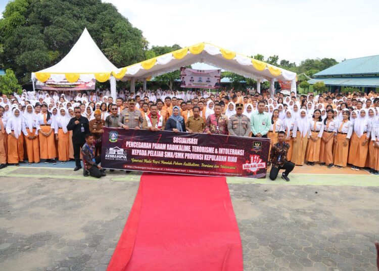 Polda Kepri Tekankan P4GN dalam Program Kesbangpol Masuk Sekolah Seri ke-12 di SMAN 1 Bintan Utara