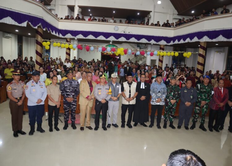 Jamin Ibadah Natal Aman, Kapolresta Tanjungpinang Bersama Forkopimda Lakukan Pengecekan Gereja