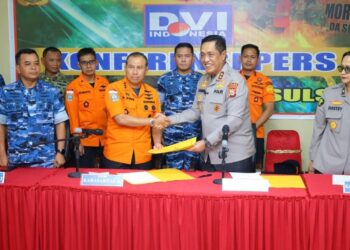 Tujuh Kantong Jenazah Korban Pesawat ATR 42-500 Diserahkan ke Biddokkes Polda Sulsel