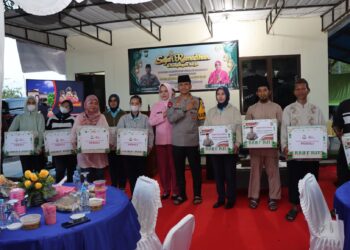Safari Ramadhan, Kapolresta Tanjungpinang Salurkan Bantuan Sosial Kepada Masyarakat di Polsek Bandara RHF Tanjungpinang
