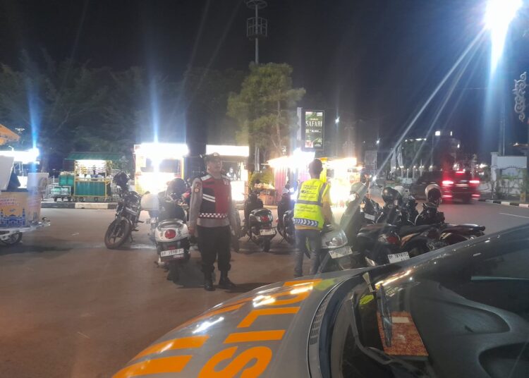 Jelang Lebaran, Polsek Tanjungpinang Kota Gencarkan Sosialisasi Layanan 110 dan Patroli Malam