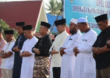 Bersama Masyarakat dan Personel, Kapolresta Tanjungpinang Laksanakan Sholat Idul Fitri 1447 H di Mako Polresta Tanjungpinang