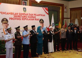 Wujudkan Sinergitas, Kapolresta Tanjungpinang Bersama Irwasda Polda Kepri Hadiri Pelantikan Sekda Provinsi Kepri