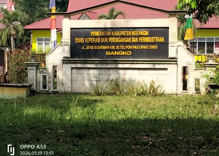 Dinas Koperasi, UKM, Perdagangan dan Perindustrian Kabupaten Merangin: Bapak Kepala Dinas Identik Menghalang-halangi Penggalian Informasi
