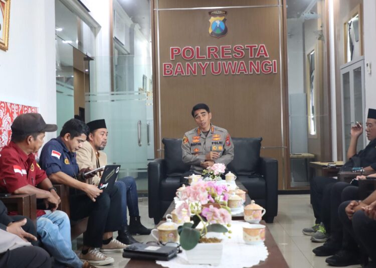 Shalawat Kali Ini, Menyiapkan Live Streming, Dipadati Vidio Tront, Dront dan 30 Media Online, dan TV Banyuwangi
