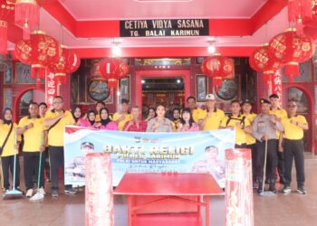 Bakti Religi Polres Karimun Bersihkan Tempat Ibadah, Wujud Kepedulian dan Toleransi di Hari Bhayangkara ke-80