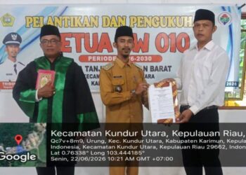 Pemerintah Desa TBB Melaksanakan Pelantikan dan Pengambilan Sumpah Jabatan Ketua RW.010 di Kantor Desa