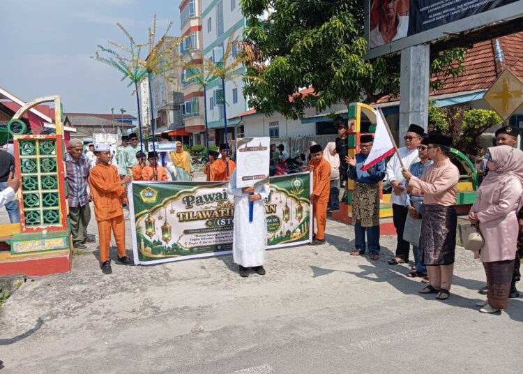 Pemerintah Kelurahan Tanjungbatu Kota selenggarakan Pawai Ta’aruf STQ tahun 2026