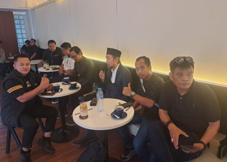 Ada Apa Agus Flores Tiba-Tiba Datangi Polda Metro Jaya? Ternyata Ini Alasannya