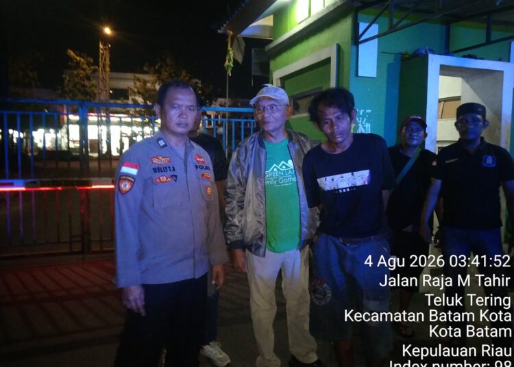 Polsek Batam Kota Respon Cepat Layanan Polisi 110, Amankan Terduga Pelaku Pencurian Tabung Gas di Perumahan Greenland