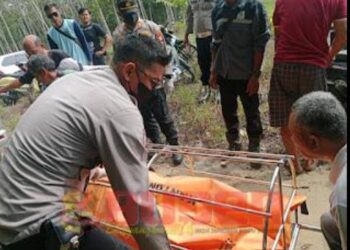 Tragis!! Seorang Pria Ditemukan Tidak Bernyawa dan Tergantung Kaku di Sebuah Gubuk Desa Sawang Laut Kabupaten Karimun