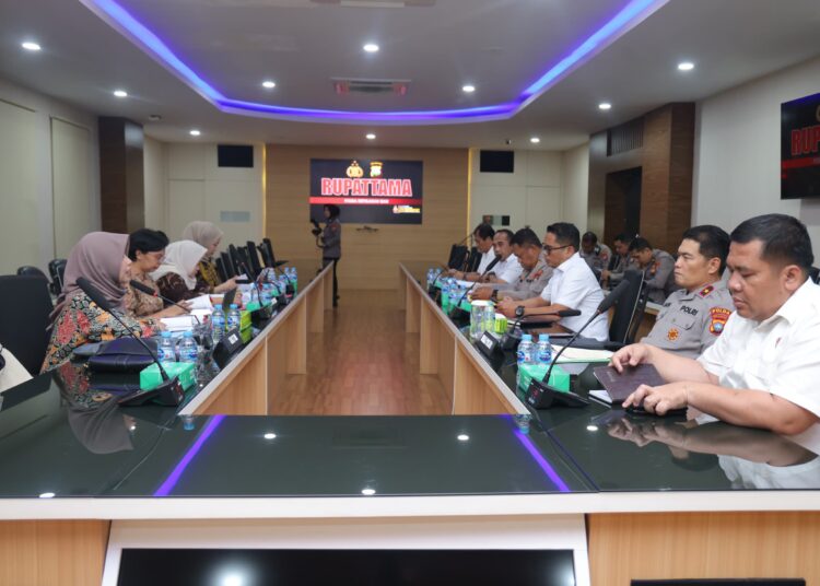 Wakapolda Kepri Terima Kunjungan Tim Sekertarat Jenderal DPR RI dalam Diskusi Pemantauan Pelaksanaan UU Keimigrasian