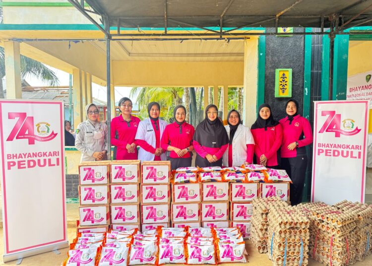 HKGB Ke-74 Tahun 2026, Bhayangkari Cabang Barelang Salurkan Bantuan Sosial dan Layanan Kesehatan di Pulau Lance Kecamatan Sagulung