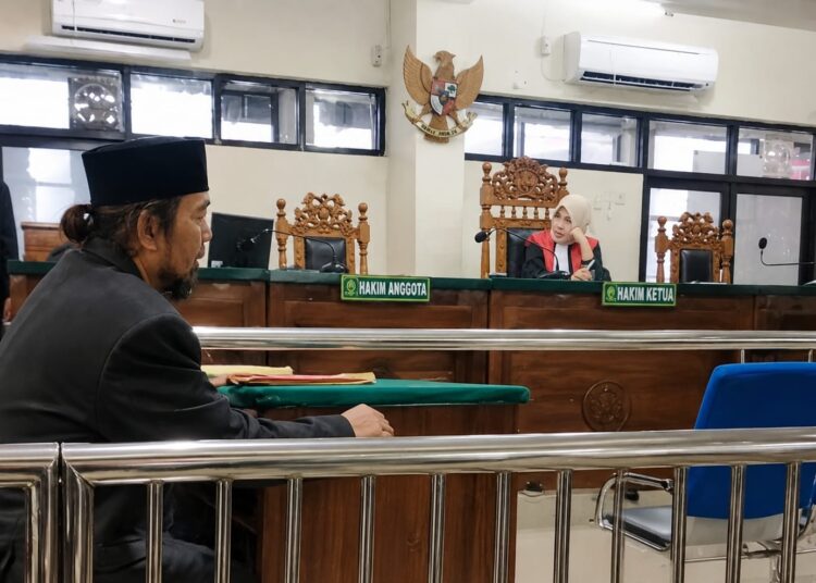 Praperadilan Agus Flores Memanas! 7 Penyidik Polda Jateng Diuji di Meja Hakim, Termohon Mangkir